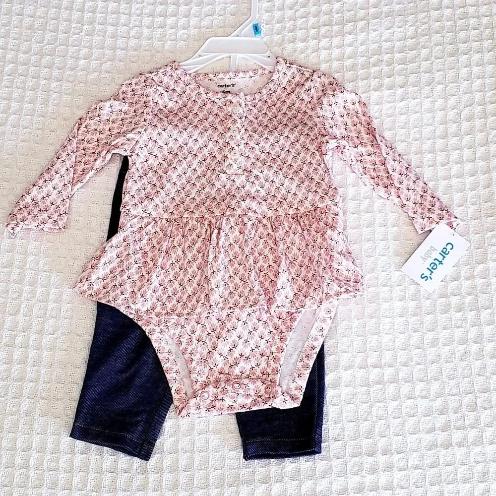 Carter's NWT 2-Piece Set
